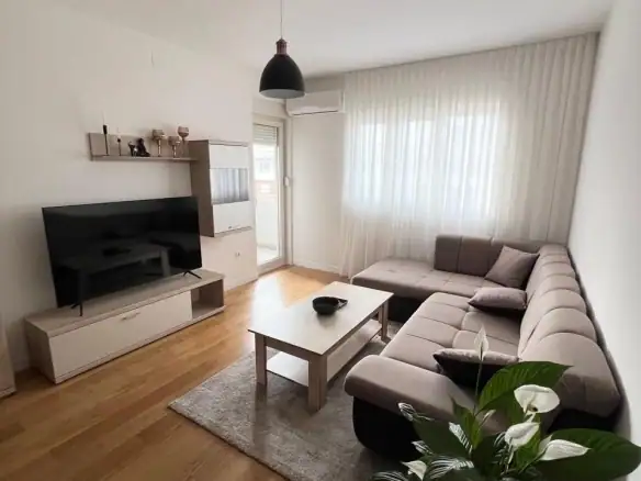 Jednosoban stan 49 m² u naselju Central Point