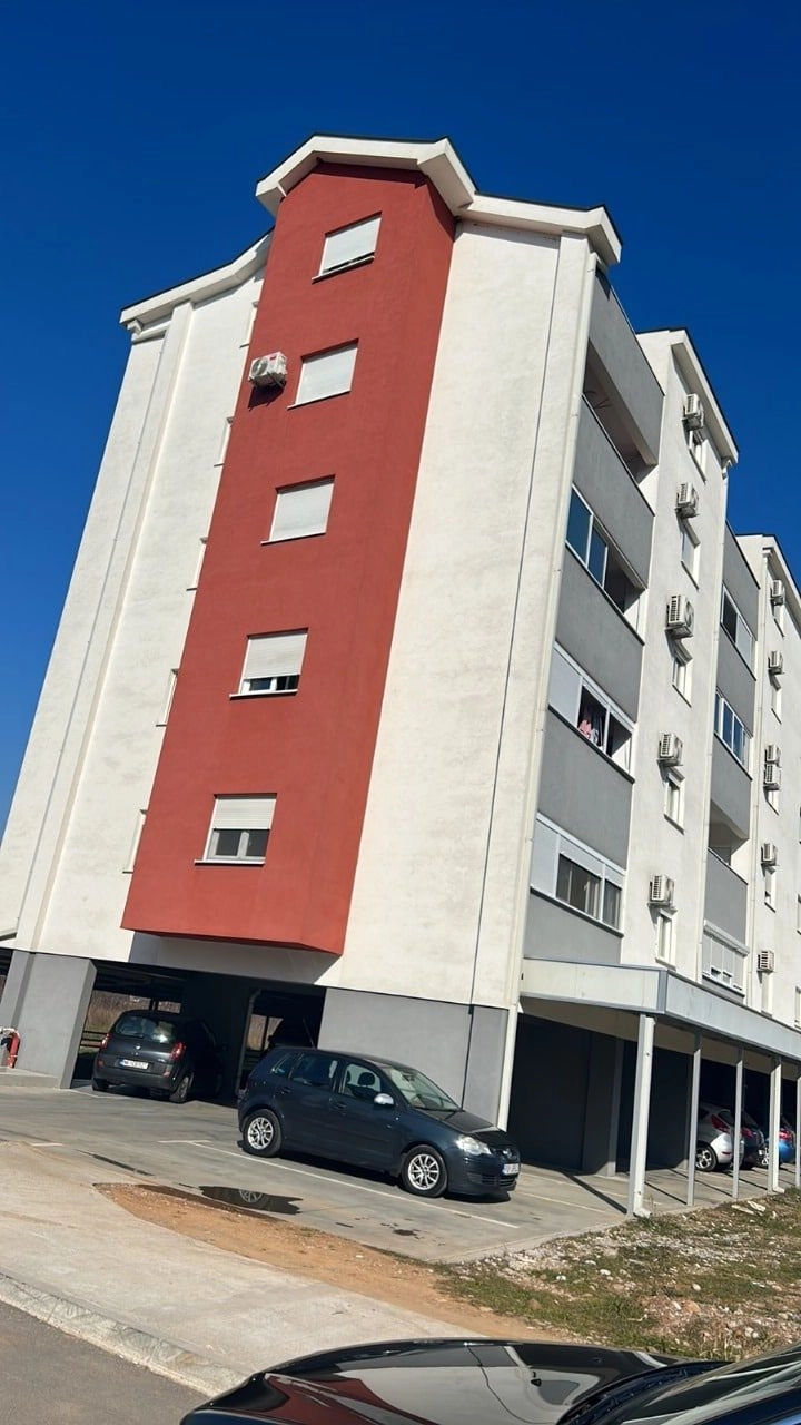 Jednosoban-namjesten-stan-Zabjelo-Podgorica-1 Namješten jednosoban stan na Zabjelu, Podgorica — fotografija 2