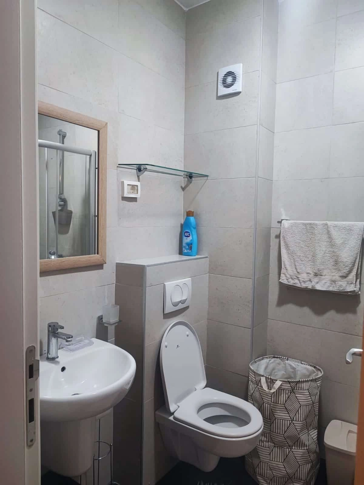 Jednosoban-stan-Zagoric-Podgorica-10 Namješten jednosoban stan u Zagoriču, Podgorica — fotografija 11