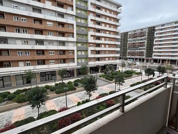 Namješten jednosoban stan, Central Point, Podgorica — fotografija 5