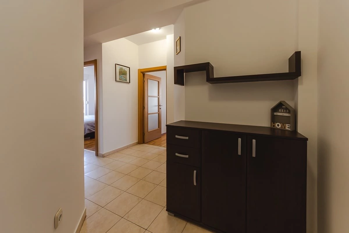 Namjesten-dvosoban-stan-na-Zabjelu-Podgorica-6 Izdavanje: Dvosoban stan 90 m² – Zabjelo, Podgorica — fotografija 7