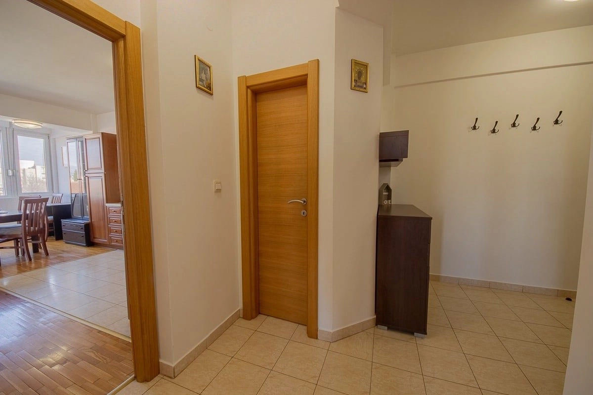 Namjesten-dvosoban-stan-na-Zabjelu-Podgorica-8 Izdavanje: Dvosoban stan 90 m² – Zabjelo, Podgorica — fotografija 9