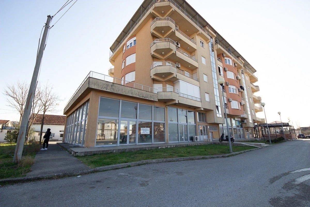 Namjesten-dvosoban-stan-na-Zabjelu-Podgorica-13 Izdavanje: Dvosoban stan 90 m² – Zabjelo, Podgorica — fotografija 14