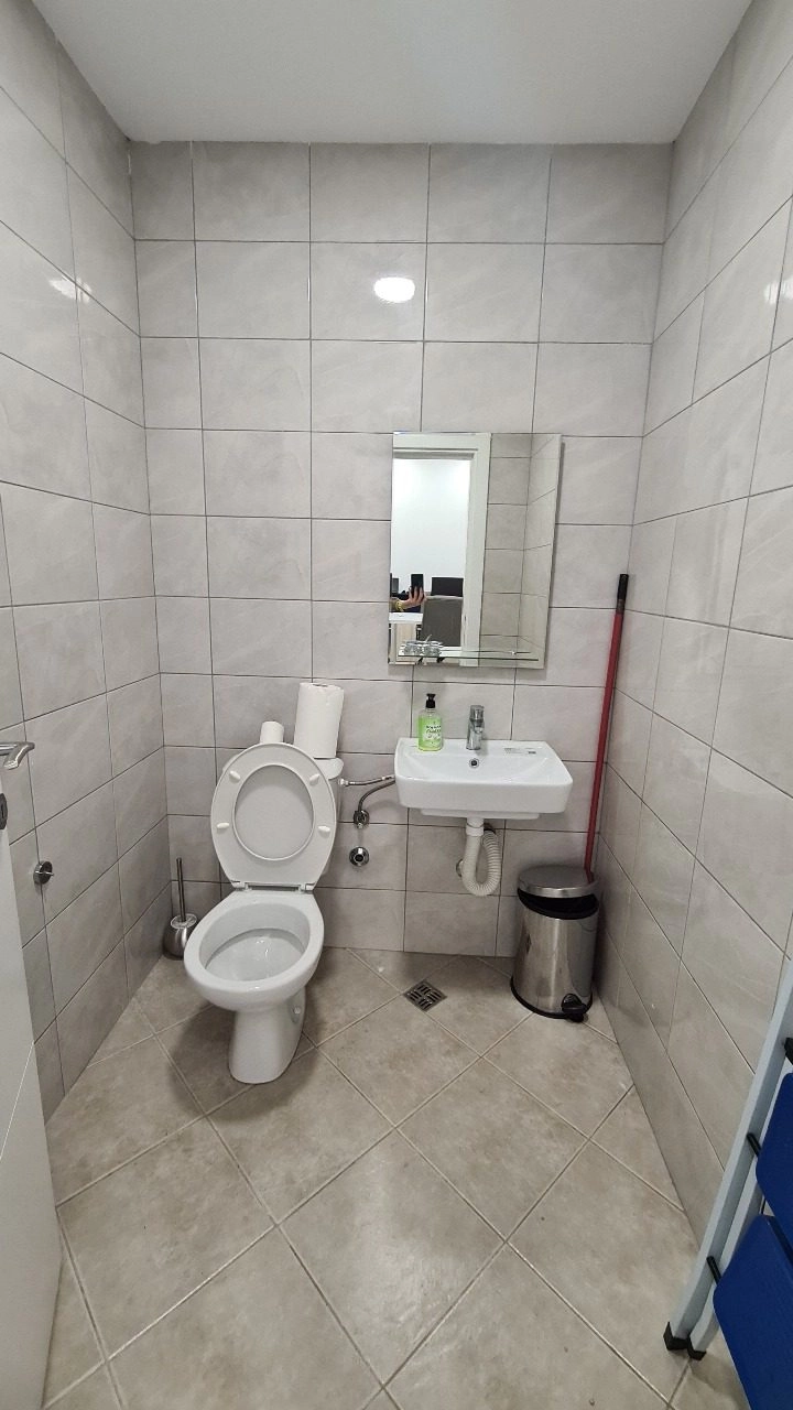 Namjesten-poslovni-prostor-Stari-aerodrom-Podgorica-3 Izdavanje: Poslovni prostor 98 m² – Stari aerodrom, Podgorica — fotografija 4