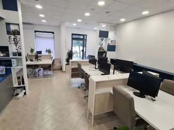 Izdavanje: Poslovni prostor 98 m² – Stari aerodrom, Podgorica — fotografija 6