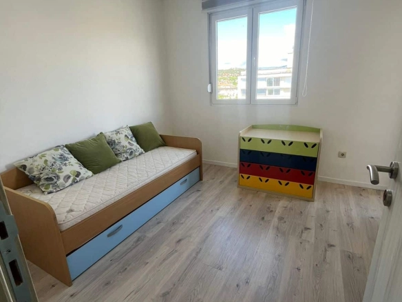 Izdavanje: Dvosoban stan – Preko Morače, Podgorica — fotografija 3