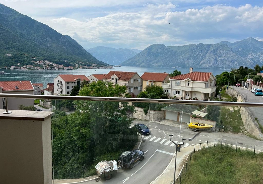 Dvosoban-stan-s-bazenom-u-Dobroti-Kotor Dvosoban stan s bazenom u Dobroti