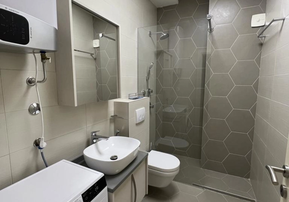 Dvosoban-stan-s-bazenom-u-Dobroti-Kotor-5 Dvosoban stan 108 m² – Dobrota, Kotor — fotografija 6