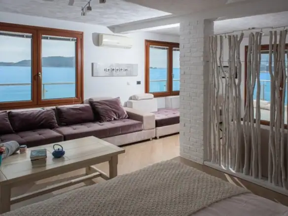 Dvosoban stan 142 m² – Rafailovići, Budva — fotografija 4
