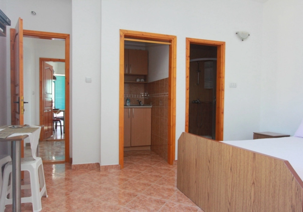 Kuca-uz-more-u-Stolivu-Kotor-4 Kuća 300 m² – Stoliv, Kotor — fotografija 5