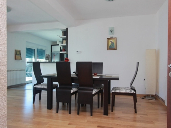 Kuća 300 m² – Stoliv, Kotor — fotografija 10