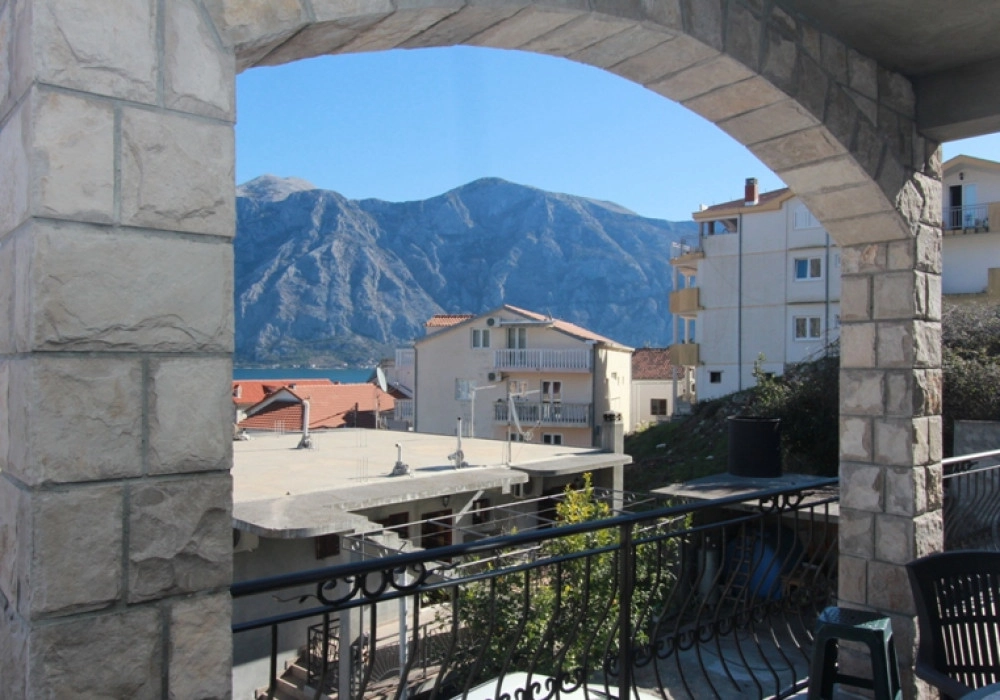 Kuca-uz-more-u-Stolivu-Kotor-14 Kuća 300 m² – Stoliv, Kotor — fotografija 15