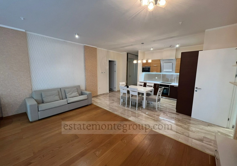 Dvosoban-stan-sa-pogledom-na-more-Centar-Budva-3 Dvosoban stan 109 m² – Centar, Budva — fotografija 4