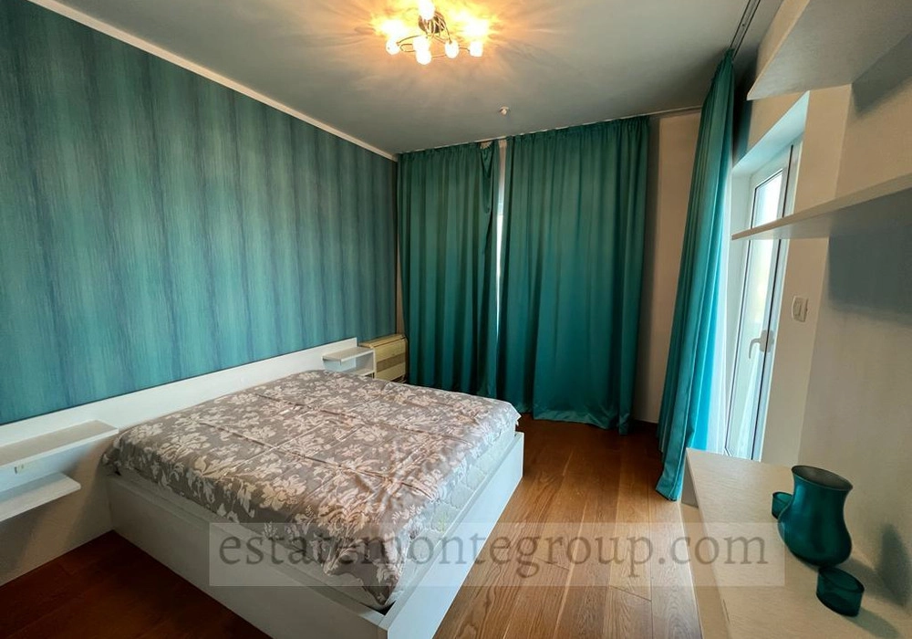 Dvosoban-stan-sa-pogledom-na-more-Centar-Budva-11 Dvosoban stan 109 m² – Centar, Budva — fotografija 12