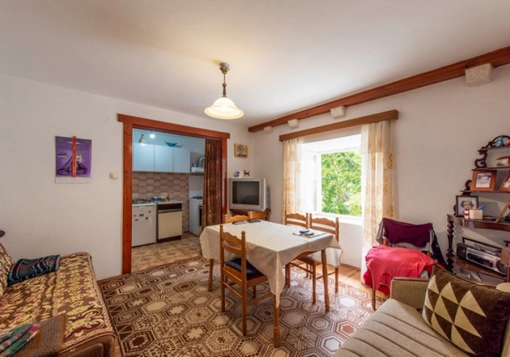 Kamena-kuca-na-prvoj-liniji-do-mora-u-Prcnju-Kotor-3 Kuća 235 m² – Prčanj, Kotor — fotografija 4