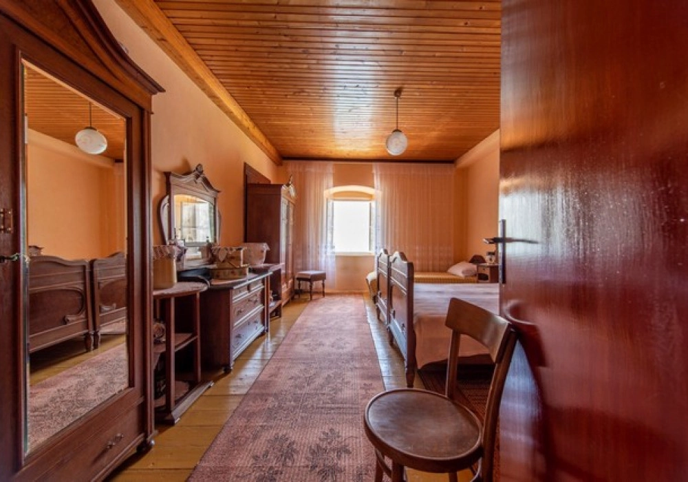 Kamena-kuca-na-prvoj-liniji-do-mora-u-Prcnju-Kotor-6 Kuća 235 m² – Prčanj, Kotor — fotografija 7