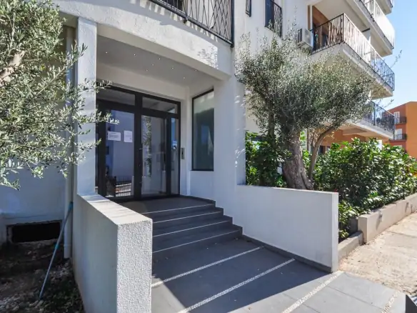 Dvosoban stan 73 m² – Tivat — fotografija 4