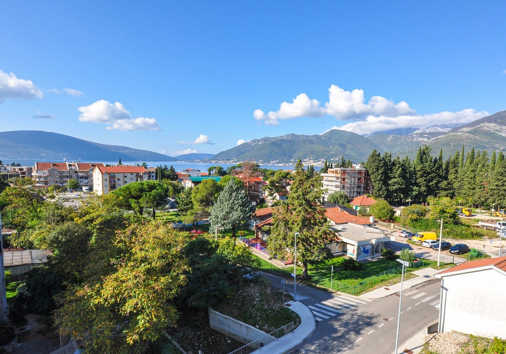 Dvosoban-stan-s-pogledom-na-more-u-Tivtu-6 Dvosoban stan 73 m² – Tivat — fotografija 7
