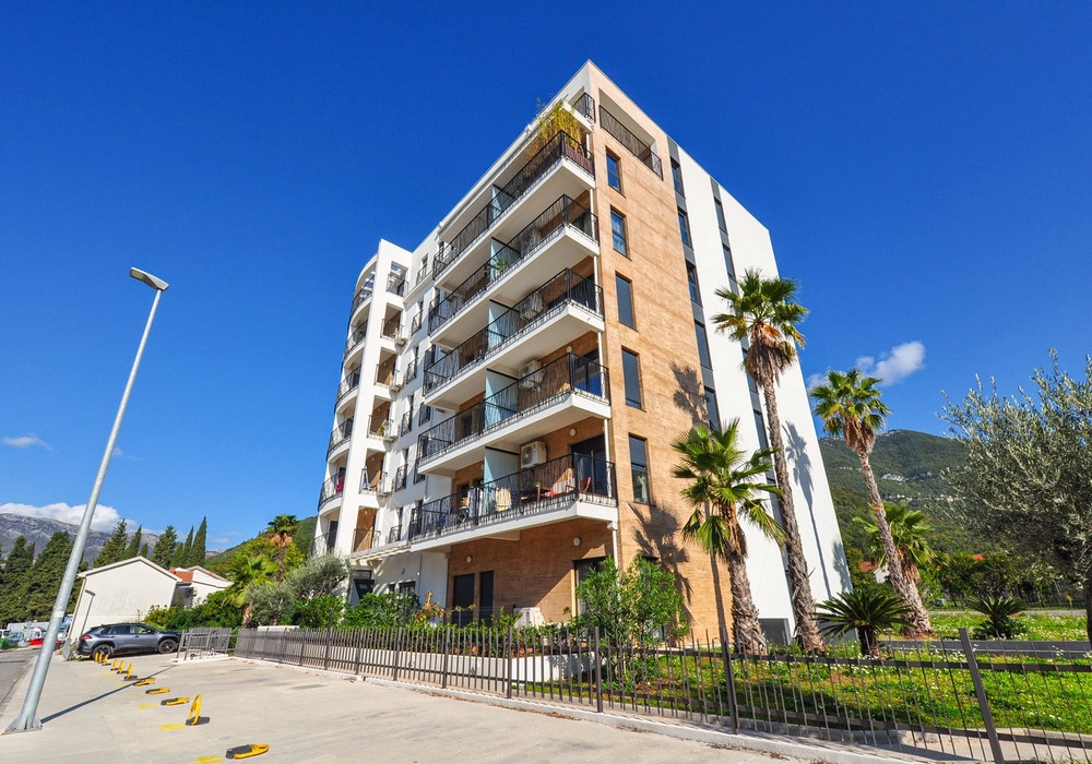 Dvosoban-stan-s-pogledom-na-more-u-Tivtu-7 Dvosoban stan 73 m² – Tivat — fotografija 8