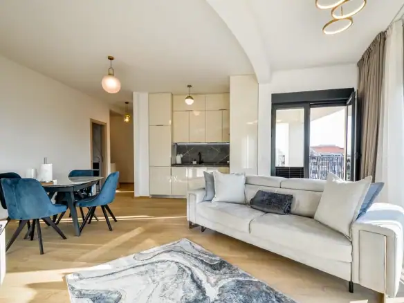 Dvosoban stan 73 m² – Tivat — fotografija 9