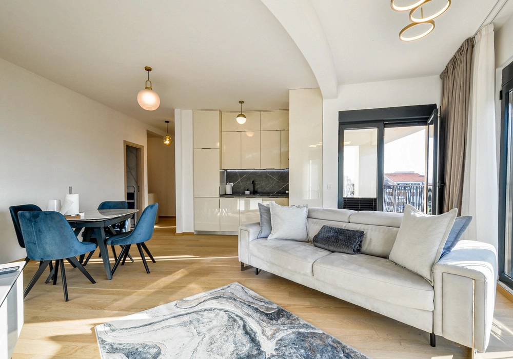 Dvosoban-stan-s-pogledom-na-more-u-Tivtu-8 Dvosoban stan 73 m² – Tivat — fotografija 9