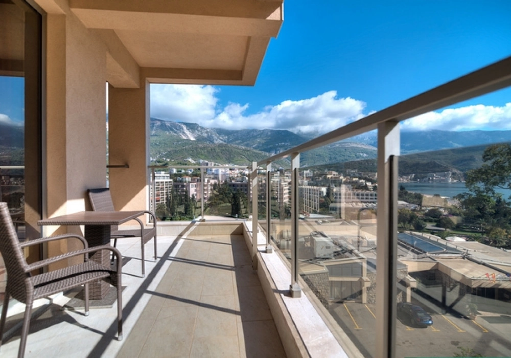 Trosoban-stan-u-naselju-Boreti-Budva-1 Trosoban stan 93 m² – Boreti, Budva — fotografija 2