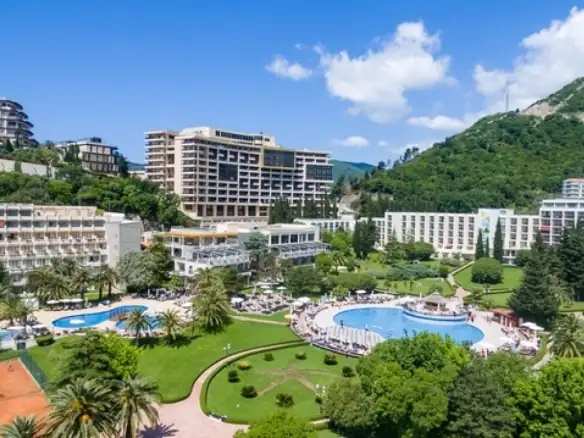 Trosoban stan 93 m² – Boreti, Budva — fotografija 3