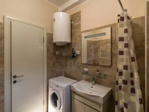 Trosoban stan 93 m² – Boreti, Budva — fotografija 6