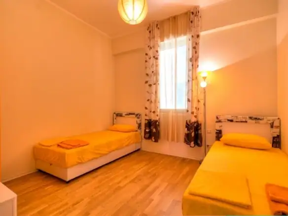 Trosoban stan 93 m² – Boreti, Budva — fotografija 8