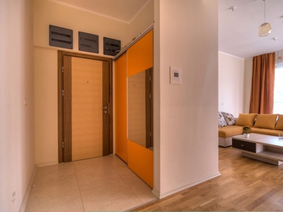 Trosoban stan 93 m² – Boreti, Budva — fotografija 10