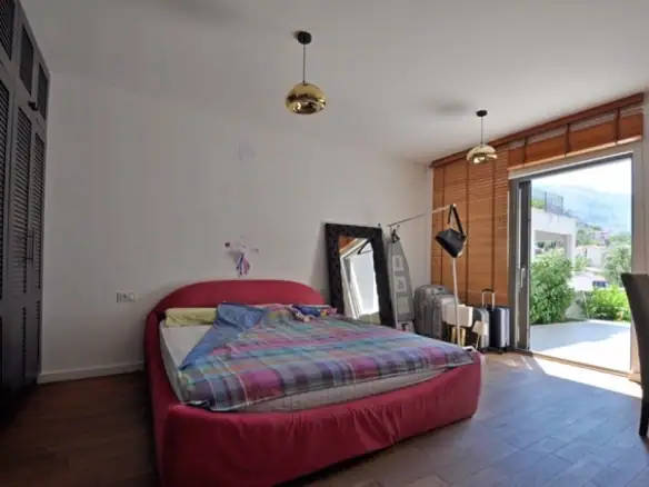 Četvorosoban stan 224 m² – Dobrota, Kotor — fotografija 10