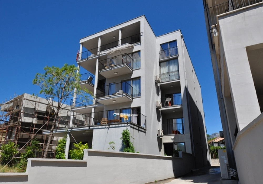 Cetvorosoban-stan-s-bazenom-u-Dobroti-Kotor-12 Četvorosoban stan 224 m² – Dobrota, Kotor — fotografija 13
