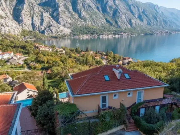 Trosoban stan 148 m² – Orahovac, Kotor — fotografija 10