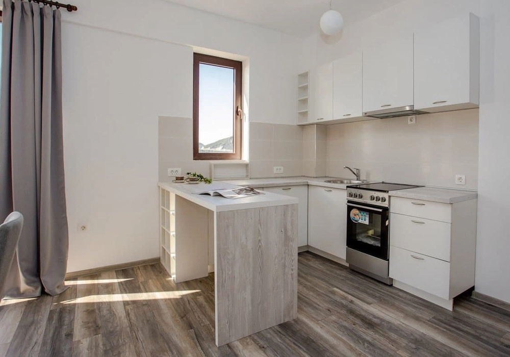Dvosoban-stan-sa-terasom-u-Rafailovicima-Budva-3 Dvosoban stan 282 m² – Rafailovići, Budva — fotografija 4