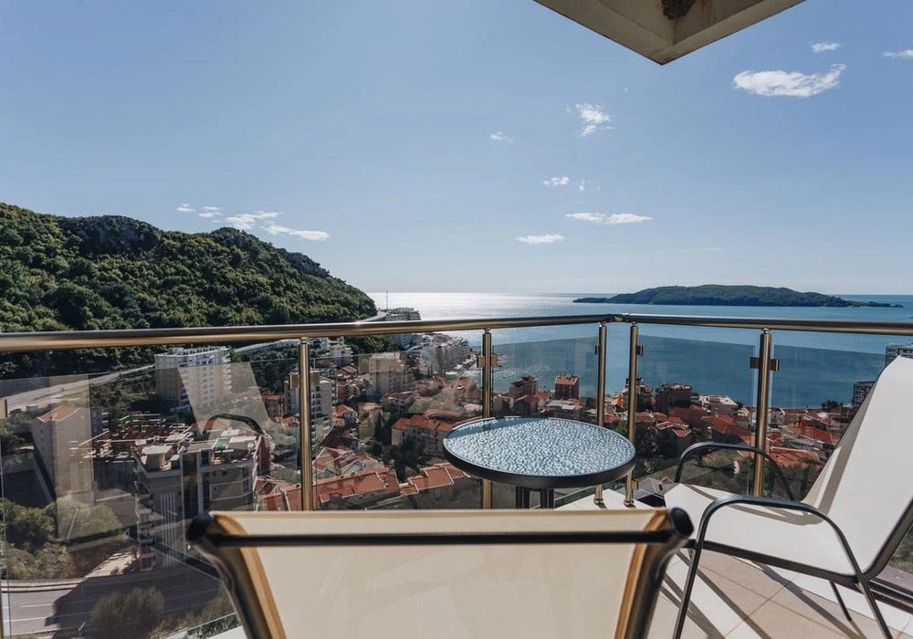 Dvosoban-stan-sa-terasom-u-Rafailovicima-Budva-6 Dvosoban stan 282 m² – Rafailovići, Budva — fotografija 7