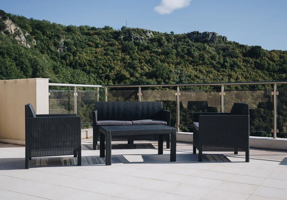 Dvosoban-stan-sa-terasom-u-Rafailovicima-Budva-9 Dvosoban stan 282 m² – Rafailovići, Budva — fotografija 10