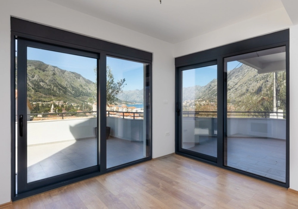 Kuca-na-tri-nivoa-u-Skaljarima-Kotor-1 Kuća 183 m² – Škaljari, Kotor — fotografija 2