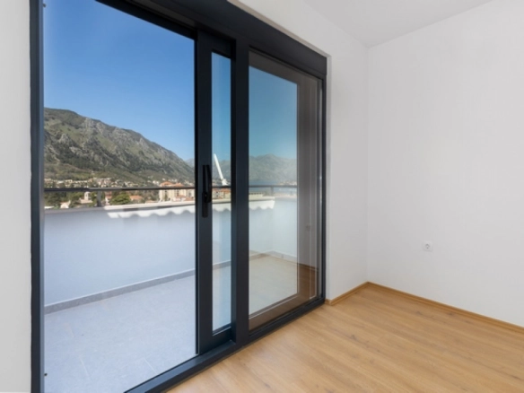 Kuća 183 m² – Škaljari, Kotor — fotografija 6