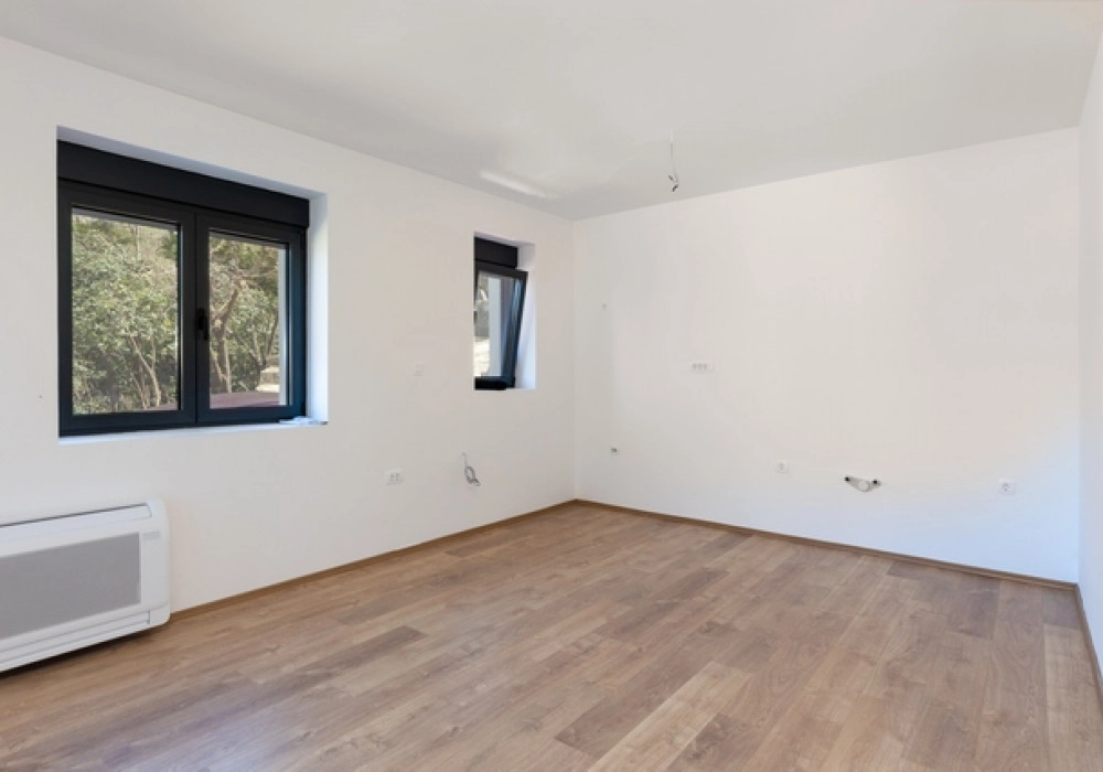 Kuca-na-tri-nivoa-u-Skaljarima-Kotor-12 Kuća 183 m² – Škaljari, Kotor — fotografija 13