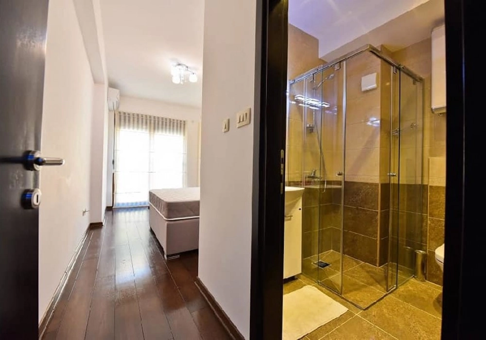 Trosoban-stan-u-novogradnji-Petrovac-Budva-11 Stan 152 m² – Petrovac, Budva — fotografija 12