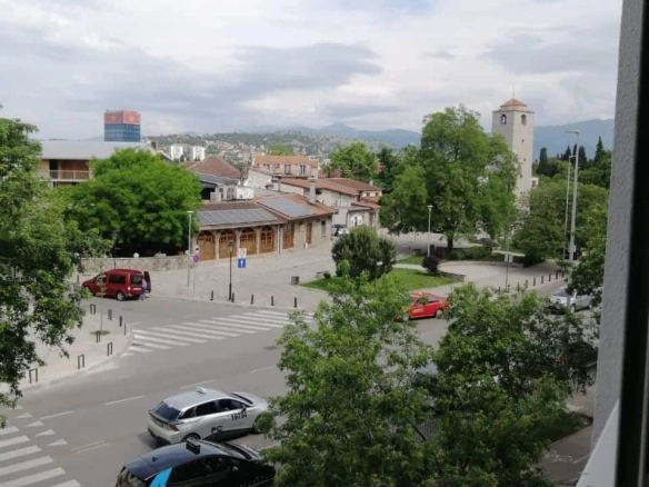 Dvosoban namješten stan, Stara Varoš, Podgorica — fotografija 5