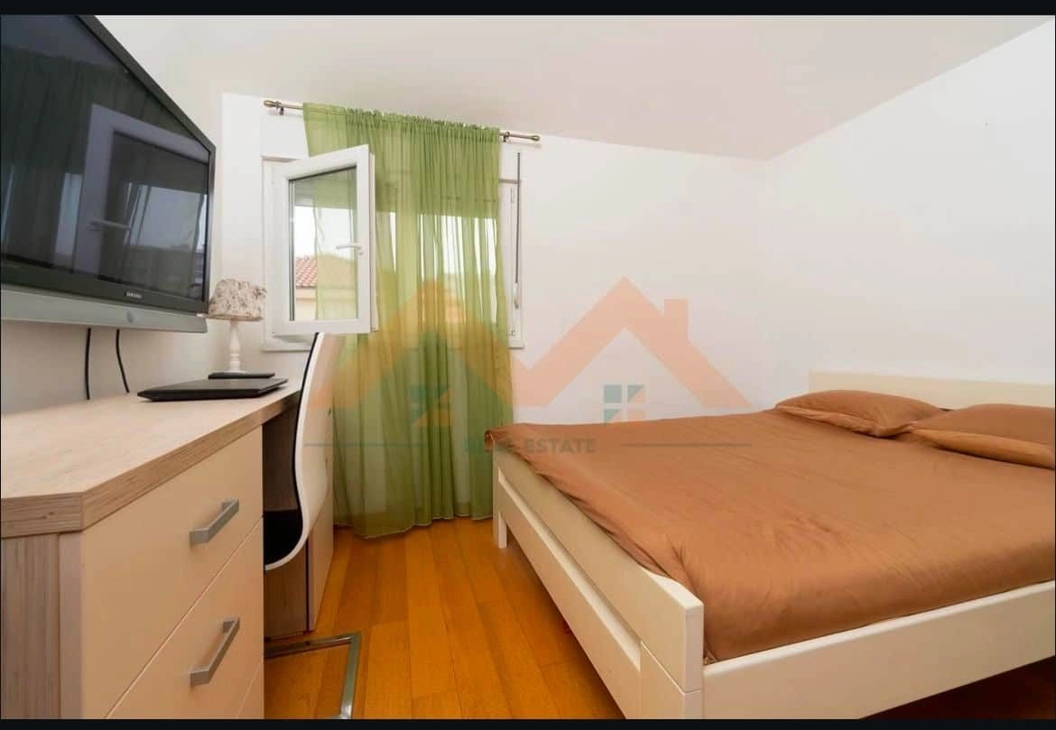 Jednosoban-stan-u-naselju-Blok-9-Podgorica-6 Jednosoban stan u Bloku 9, Podgorica — fotografija 7