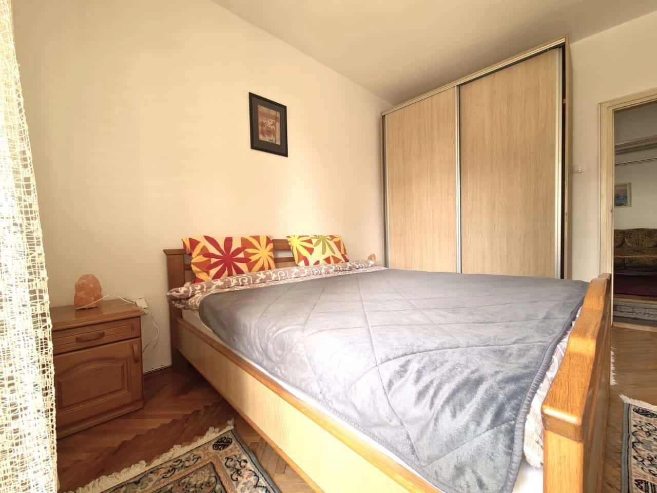 Dvosoban-stan-s-dvoristem-u-Tolosima-Podgorica-2 Dvosoban stan sa dvorištem u Tološima, Podgorica — fotografija 3