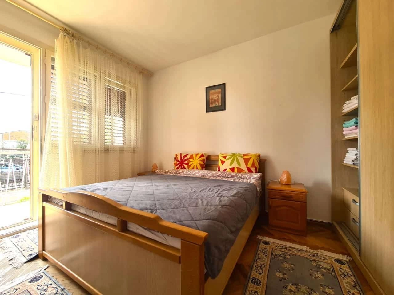 Dvosoban-stan-s-dvoristem-u-Tolosima-Podgorica-9 Dvosoban stan sa dvorištem u Tološima, Podgorica — fotografija 10