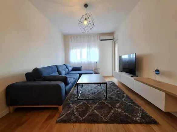 Namješten jednosoban stan, Central Point, Podgorica — fotografija 6