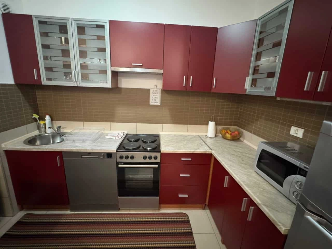 Namjesten-dvosoban-stan-u-City-kvartu-Podgorica-3 Izdavanje: Dvosoban stan – City kvart, Podgorica — fotografija 4