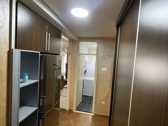 Namješten jednosoban stan, Preko Morače, Podgorica — fotografija 11