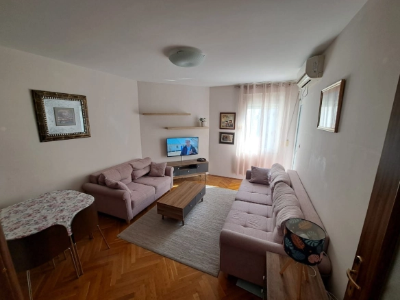 Jednosoban stan u Bloku 9, Podgorica — fotografija 15
