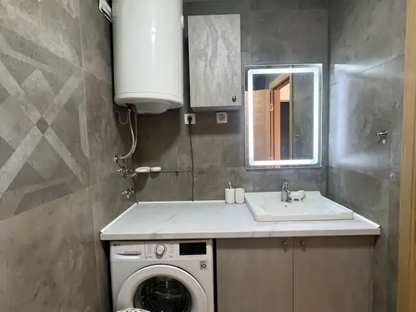 Izdavanje: Jednosoban stan 42 m² – Pobrežje, Podgorica — fotografija 4