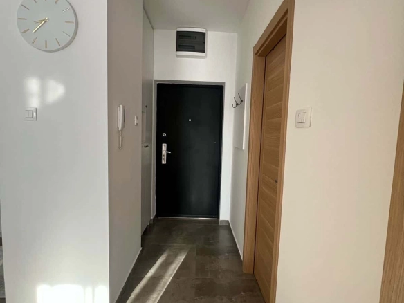 Izdavanje: Jednosoban stan 42 m² – Pobrežje, Podgorica — fotografija 5